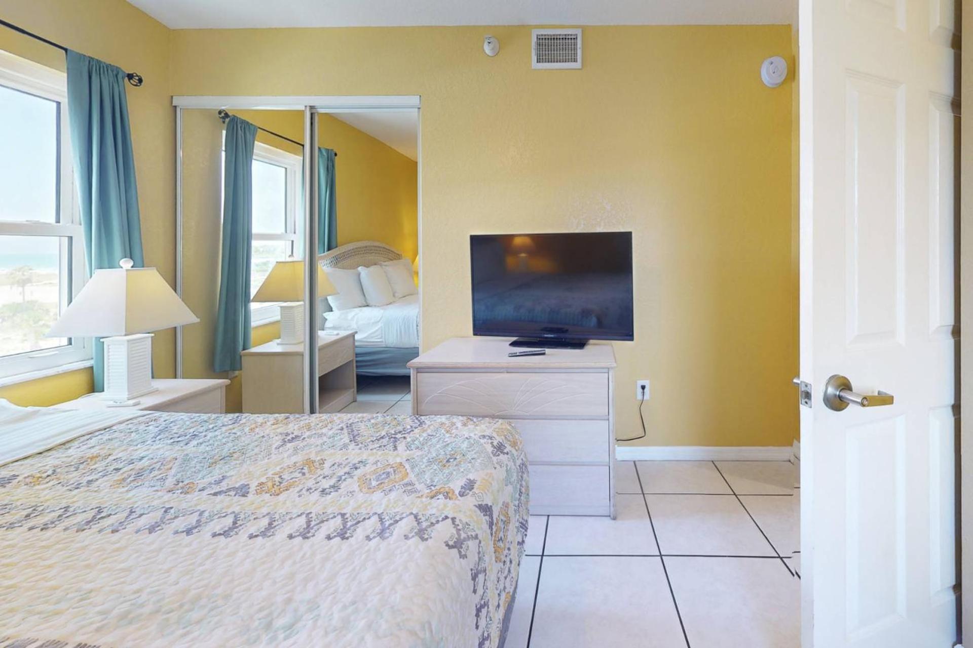 501 - South Beach Condos St. Pete Beach Bagian luar foto